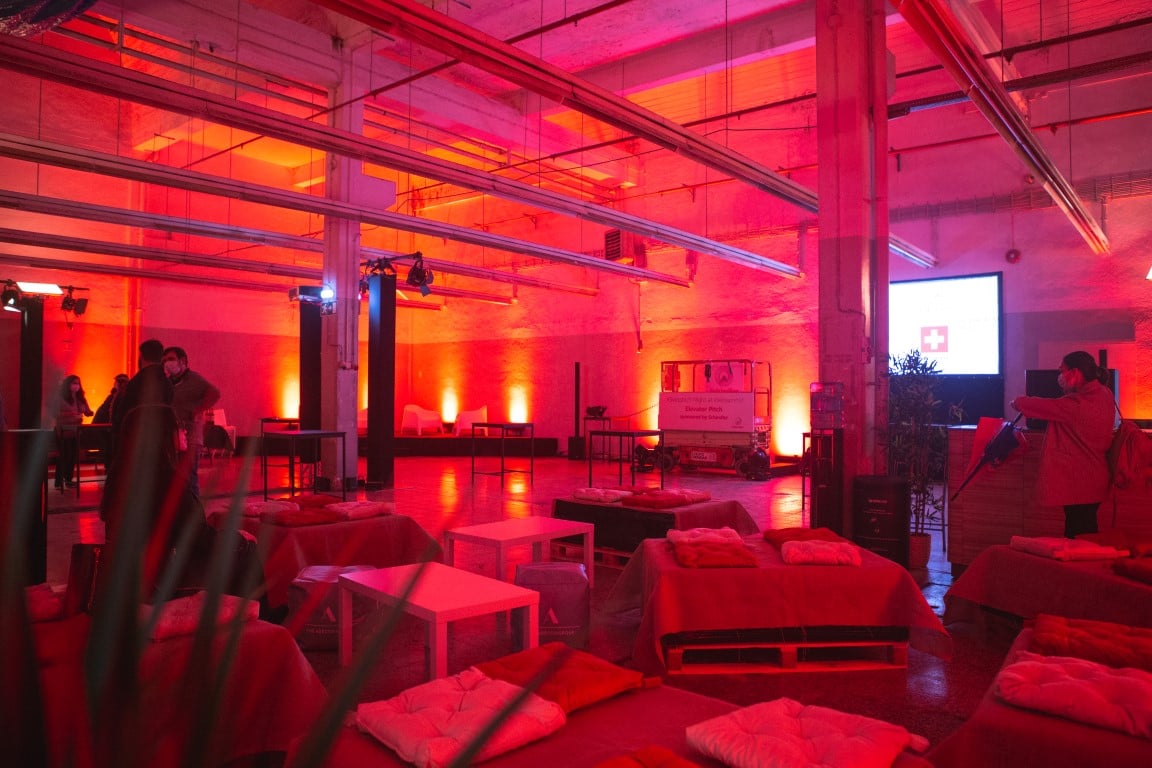 Edu Hub Lisbon Warehouse - Hall